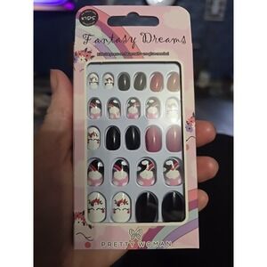 Pretty Woman Press-On Nails Fantasy Dreams Kids / Small